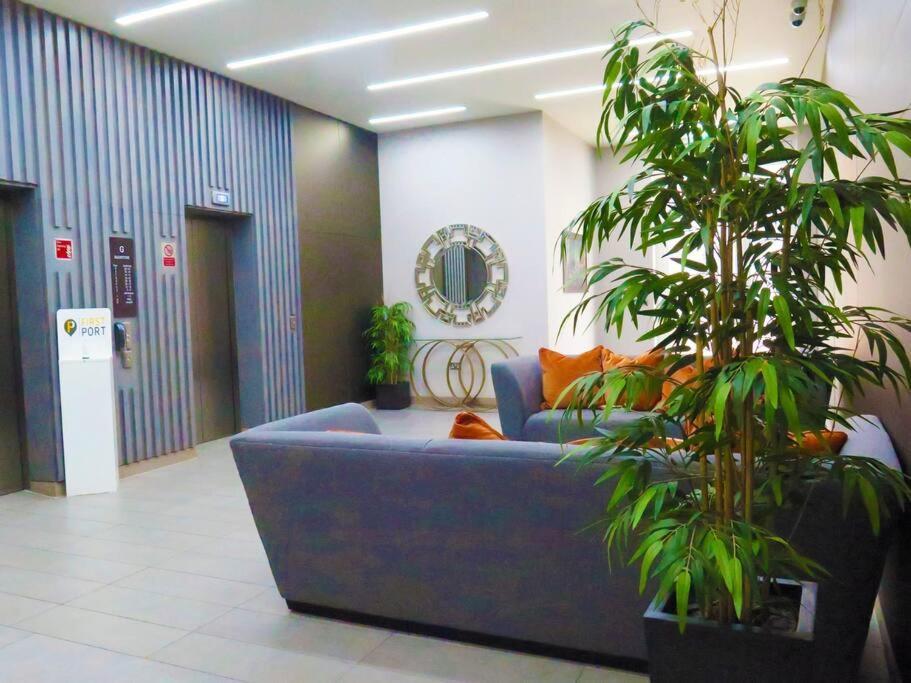 Club White London Bridge One Bedroom Apartment ภายนอก รูปภาพ