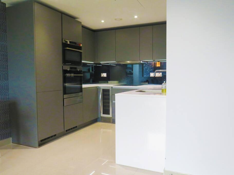 Club White London Bridge One Bedroom Apartment ภายนอก รูปภาพ